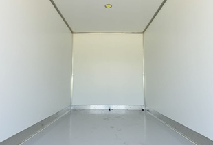 ISUZU KV100 (МРМ 3,5т) ИЗОТЕРМИЧЕСКИЙ ФУРГОН 4,2м С/П 50мм